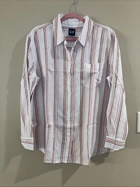 GAP Women's Linen Button-Down Shirt
